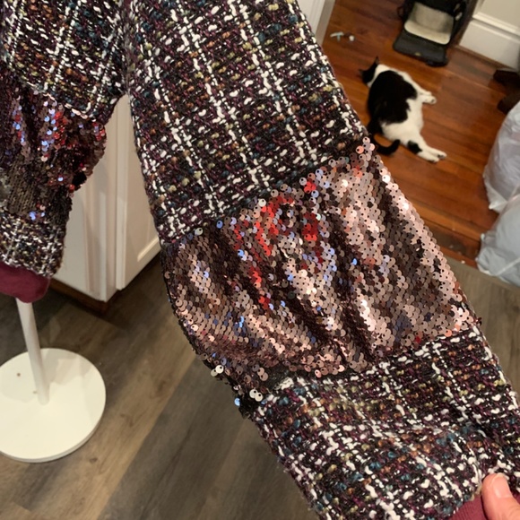 Skies are blue tweed sequin heavy sweatshirt. Never worn . 79 retail - Picture 2 of 6
